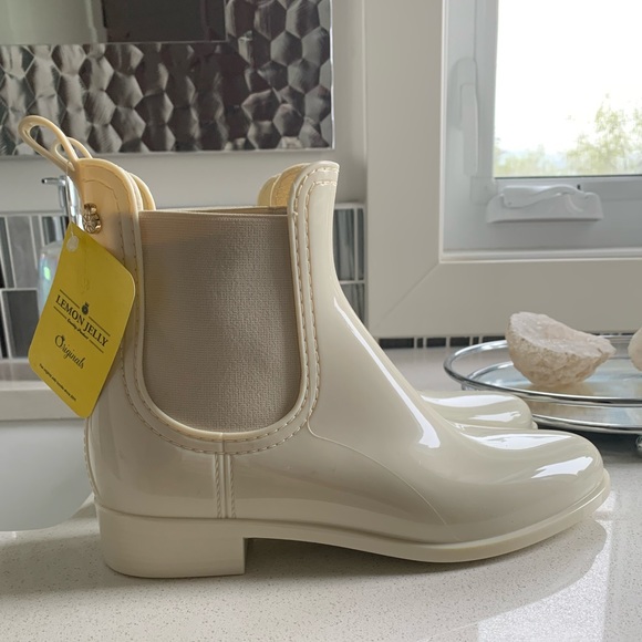 Lemon Jelly Rubber Boots - Picture 3 of 4